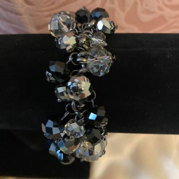 Gunmetal Gray Metallic Crystal Stretch Bracelet - Picture 2 of 6